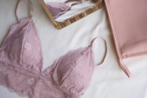 Underkläder i rosa
